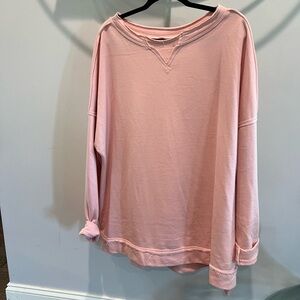 Lightweight pullover